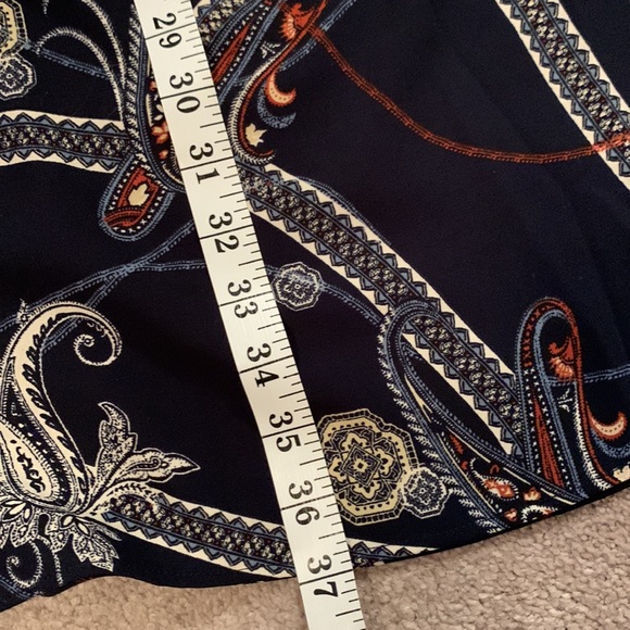 H&M navy dress with print; women’s size 10. - Picture 7 of 9